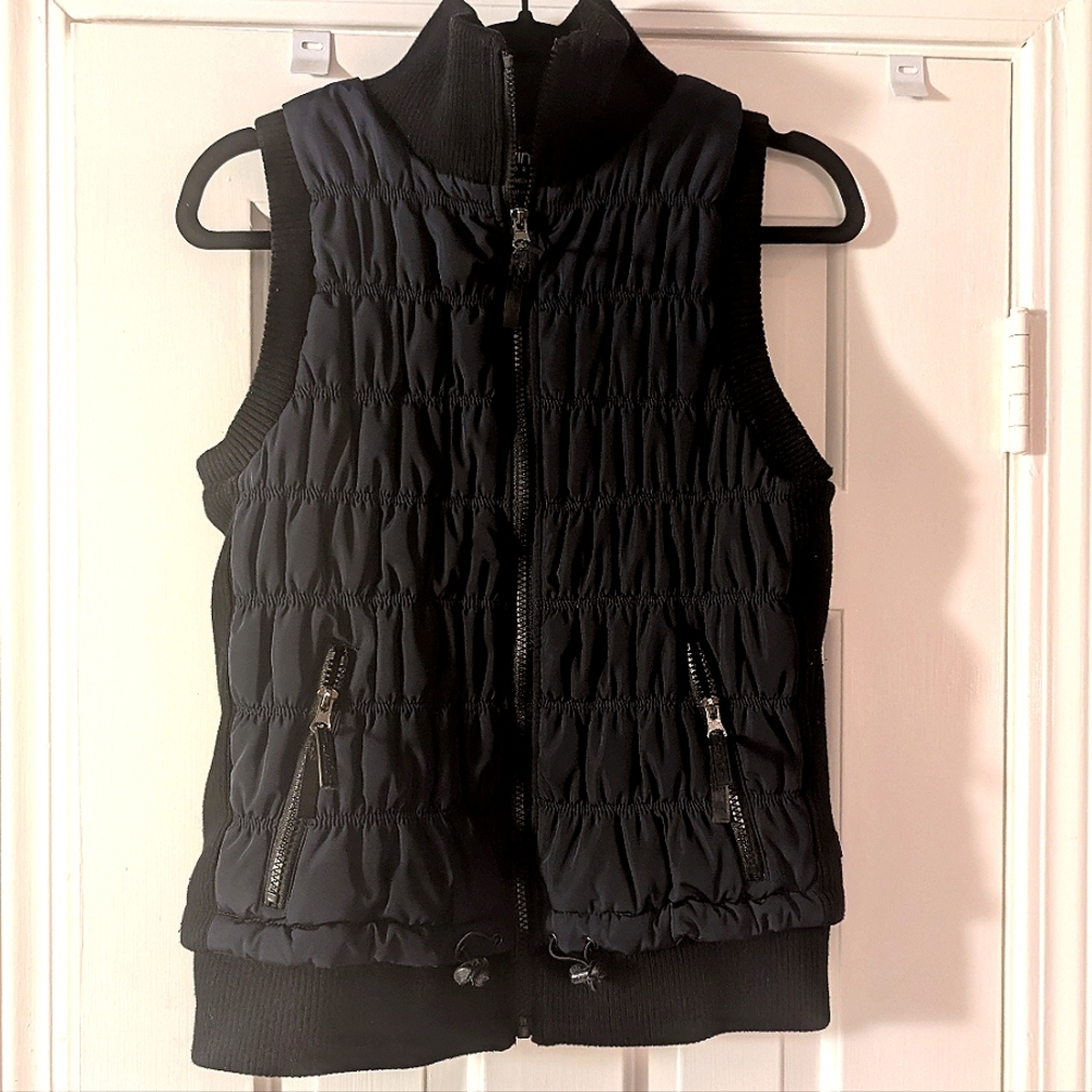 Calvin Klein Performance Women’s Puffer Vest – Black, Size Medium